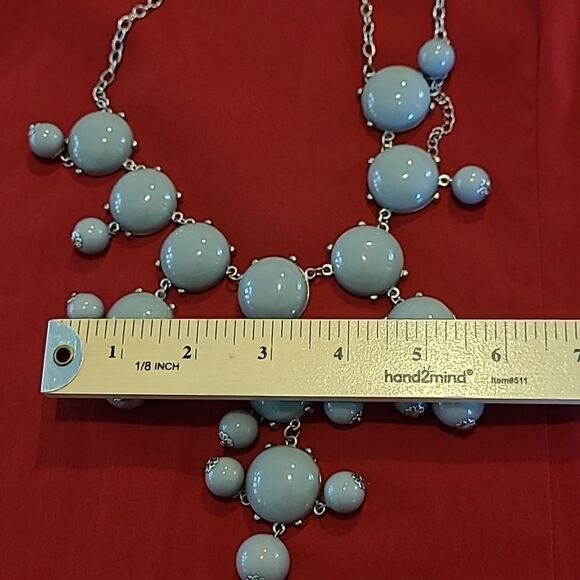 Gray and Silver Cascading Costume Jewelry - Picture 4 of 9